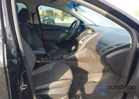 2013 Ford Focus Se z USA, uszkodzony, nr VIN 1FADP3F2XDL301862